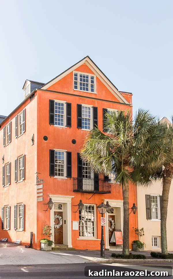 The Cool Girls Travel Guide to Charleston