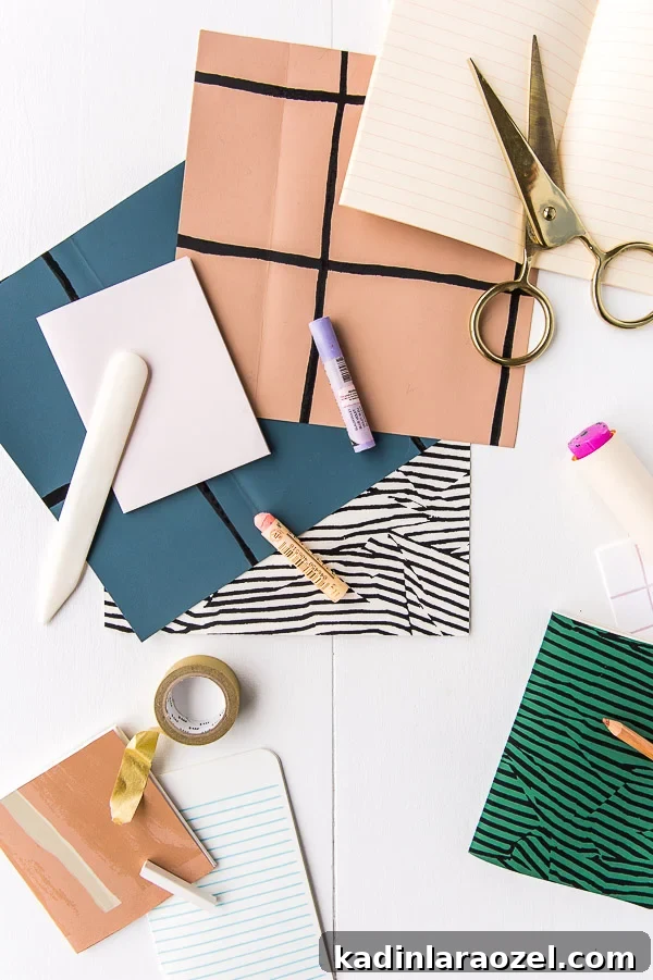 DIY Notebooks in 5 Minutes: Two Simple Paper-Binding Methods 2 Image of DIY notebooks made with cool wallpaper and glue.