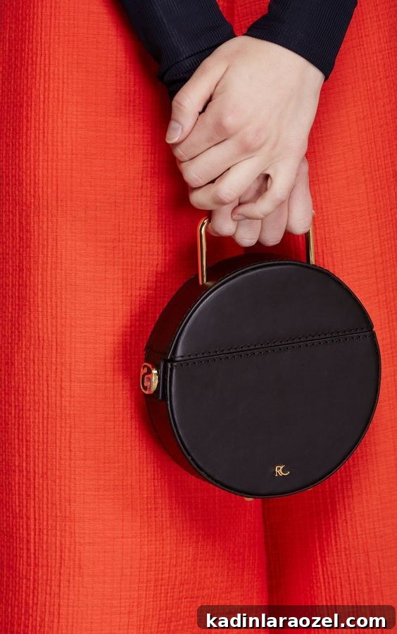 The definitive guide to circle bags, on Paper & Stitch. This one is from Rachel Comey.