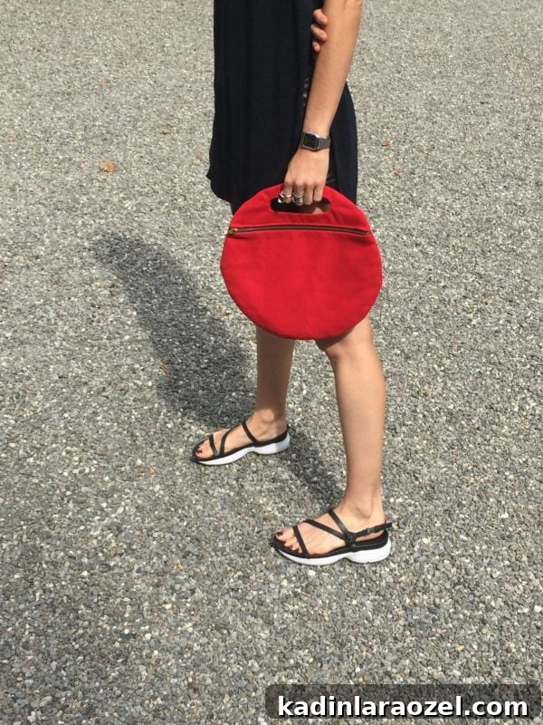 Lotfi arches circle clutch from Beklina - Only $65!