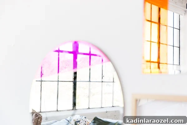 A colorful mirror DIY for the entryway