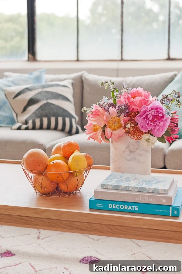 3 Chic Ways to Style Your Coffee Table for Every Room 8 How to Style a Coffee Table (Three Ways)