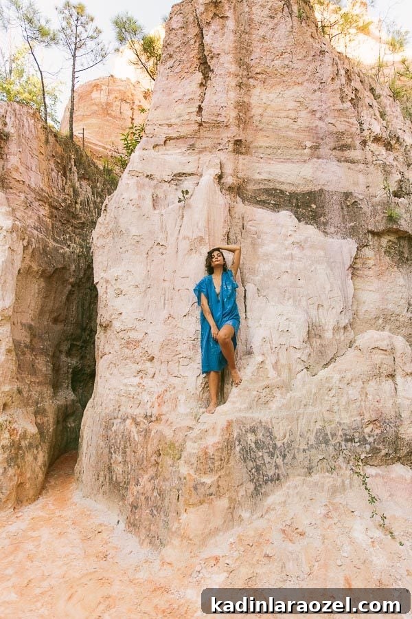 Discovering Providence Canyon: Photos and Travel Tips 8 A dress bluer than the sky