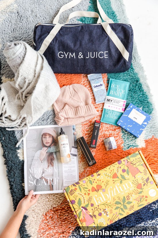 Autumn Finds Delivered: Fall Favorites to Your Doorstep 4 Take a peek inside the fall FabFitFun box with Paper & Stitch.
