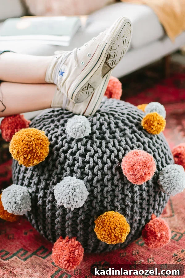 DIY Pom Pom Ottoman