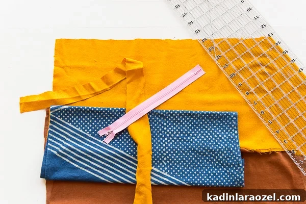 DIY Patchwork Foldover Clutch: Step-by-Step Sewing Guide 2 Materials Needed to Make / Sew a (Patchwork) DIY Foldover Clutch. #clutch #diy #tutorial #sewing #sewingproject #patchwork #howto #fashionaccessories