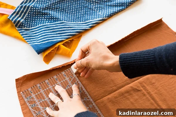 DIY Patchwork Foldover Clutch: Step-by-Step Sewing Guide 3 How to Sew a (Patchwork) DIY Foldover Clutch. #clutch #diy #tutorial #sewing #sewingproject #patchwork #howto #fashionaccessories