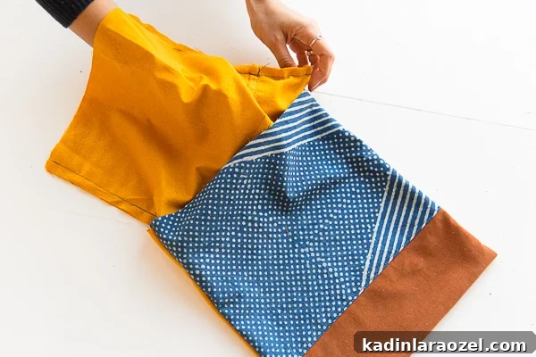 DIY Patchwork Foldover Clutch: Step-by-Step Sewing Guide 6 How to Sew a (Patchwork) DIY Foldover Clutch. #clutch #diy #tutorial #sewing #sewingproject #patchwork #howto #fashionaccessories