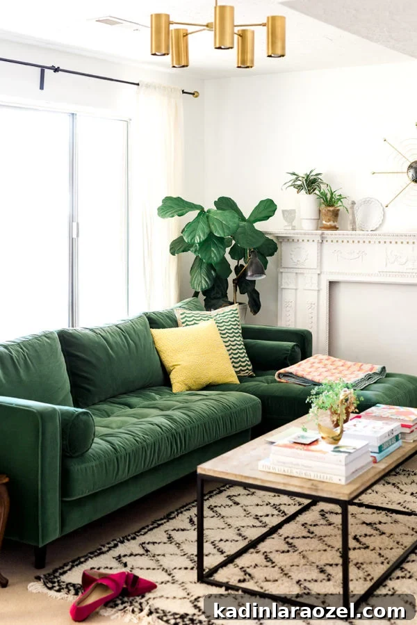 What do you think of the colorful couch trend? #colorful #moderninterior #interiorsinspo