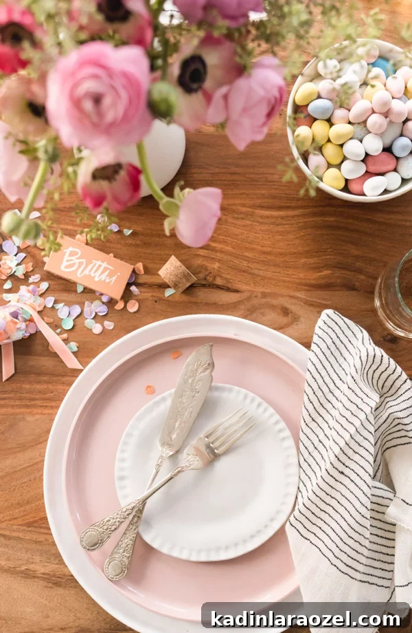Host a Simple Spring Dinner Party for Mother's Day Celebration 3 How to throw a (minimal) spring dinner party - mix and match dinnerware to create a casual, cool vibe. #spring #dinnerparty #entertaining #springentertaining