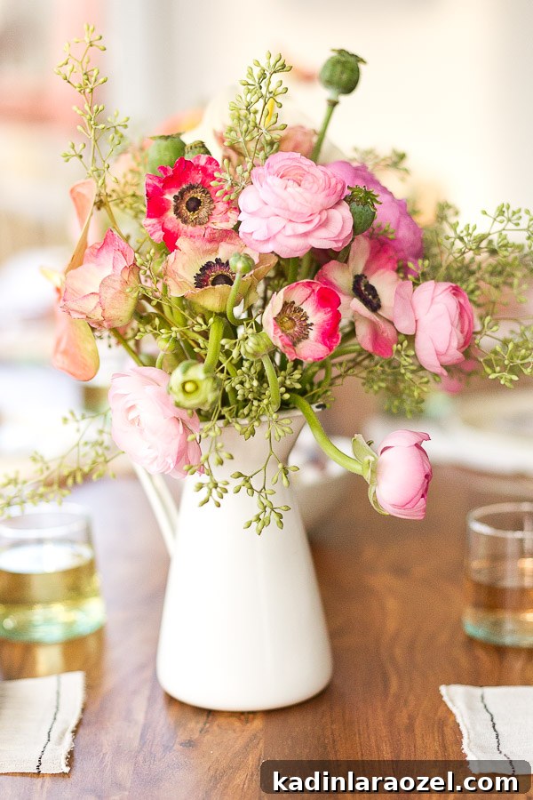 Host a Simple Spring Dinner Party for Mother's Day Celebration 7 How to throw a (minimal) spring dinner party - add flowers (they can even be from the grocery store). #spring #dinnerparty #entertaining #springentertaining