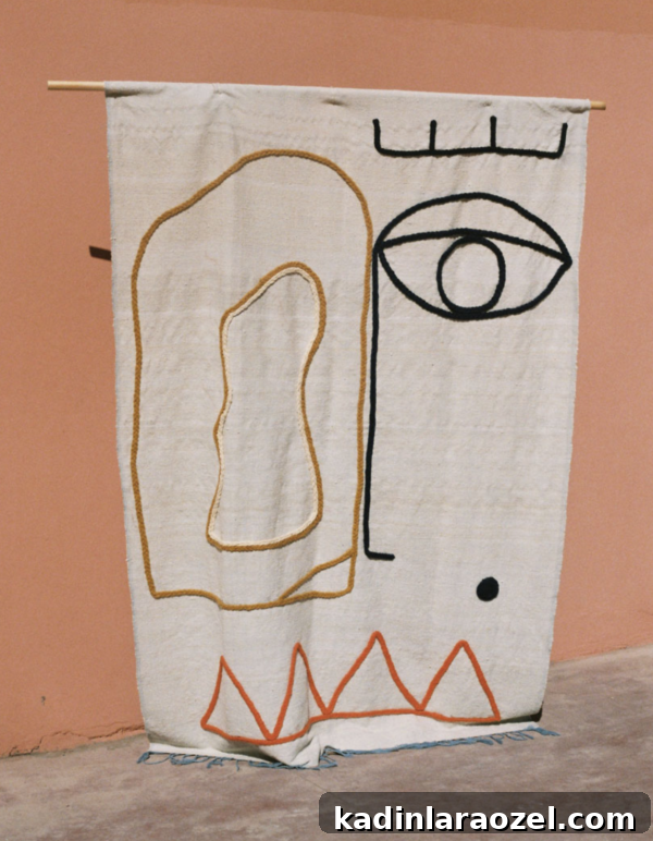 17 Incredible Female Artists You Should Follow Now 10 Textile artist and fashion designer, Laurence Leenaert. Click through for more incredible female artists you should be following right now. #artist #femaleartist #artwork #abstractart #faces