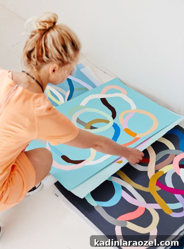 17 Incredible Female Artists You Should Follow Now 8 Long time fan of Kirra Jamison. Click through for more incredible female artists you should be following right now. #artist #femaleartist #artwork #abstractart