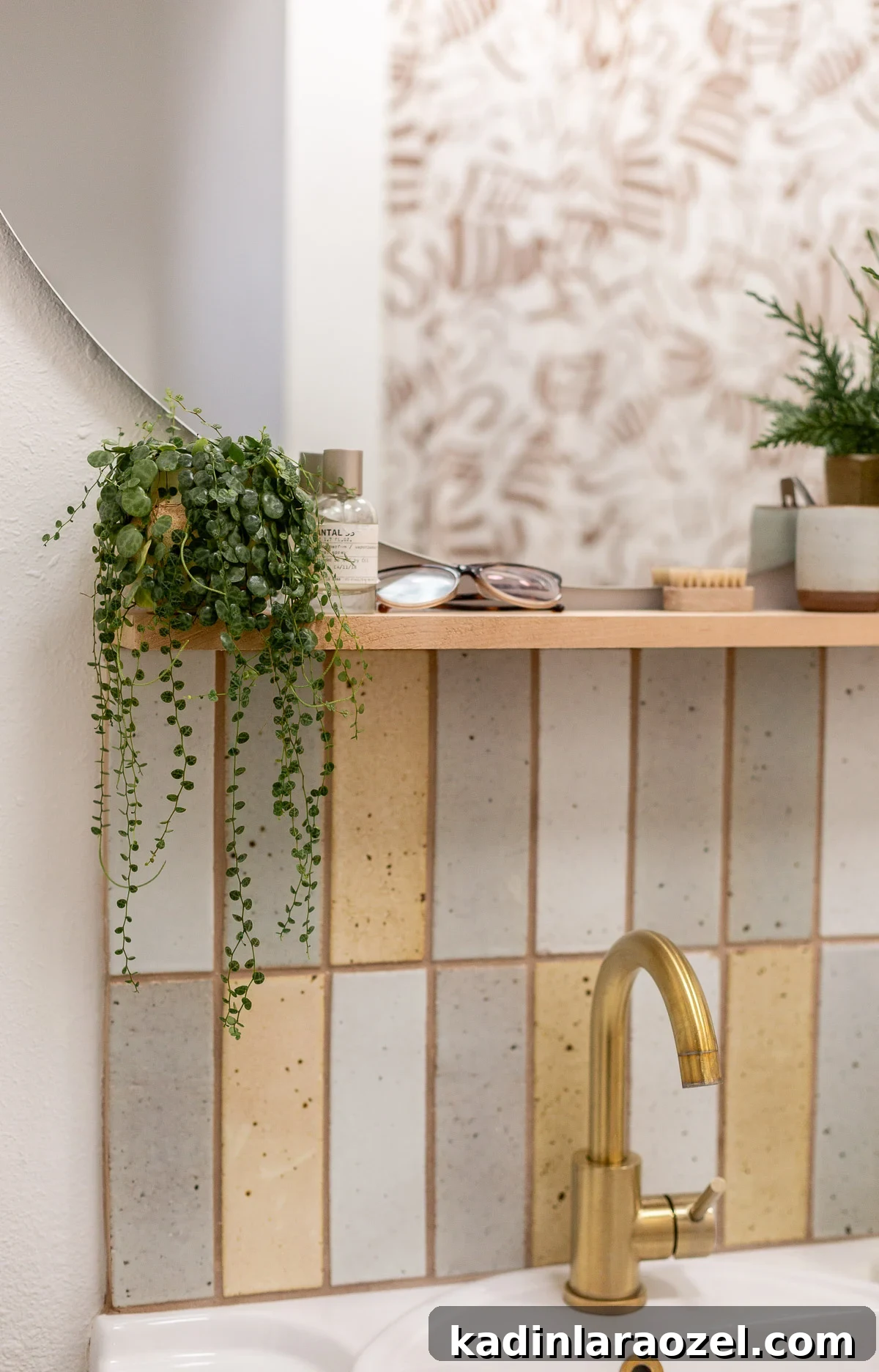 13 Stylish Ways to Refresh and Decorate Your Bathroom 14 img 84241 13