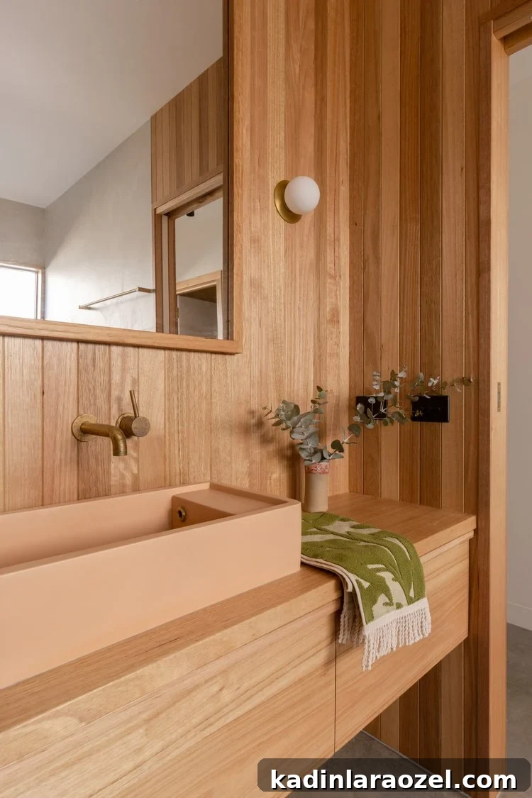 13 Stylish Ways to Refresh and Decorate Your Bathroom 5 img 84241 4