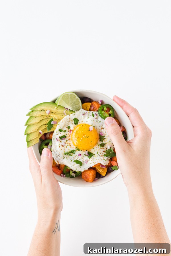 Monday Morning Mexican Breakfast Bowl Recipe That Wakes You Up 2 These Mexican breakfast bowls are dairy-free and vegetarian friendly (for those that eat eggs).