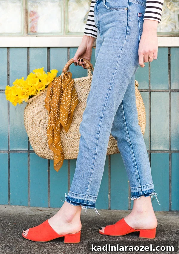 DIY drop hem jeans! You can recreate this project using jeans you already have too! Click through for the tutorial. #denimdiy #drophem #diy