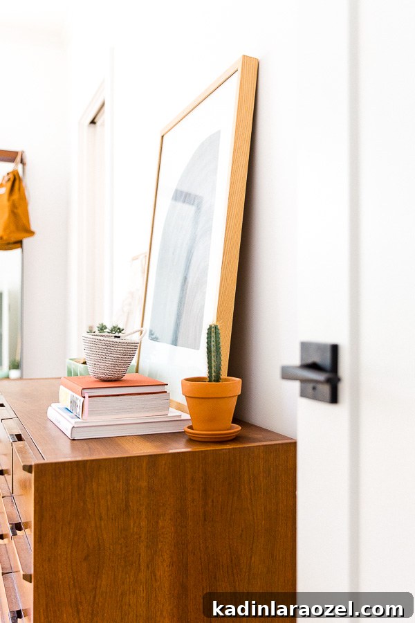 An organic modern bedroom makeover, with a muted color palette. This is the home of lifestyle blogger, Brittni Mehlhoff of Paper and Stitch. #interiors #bedroominspo #organicmoderninteriors #organicmodernbedroom #bedroommakeover