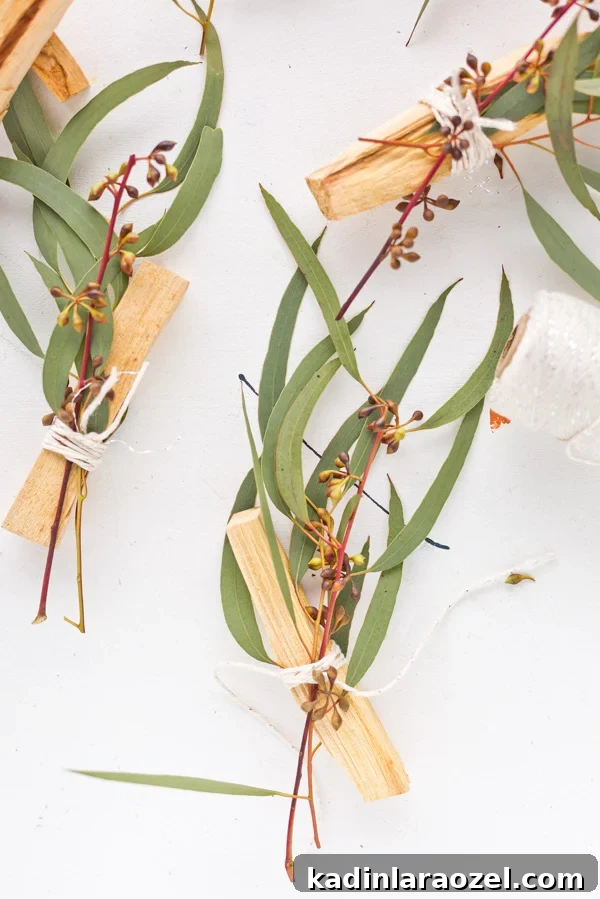 Make eucalyptus palo santo bundles as gifts and wedding favors from Paper and Stitch. Click through for more. #palosanto #incense #diyincense #diystressrelief #diyweddingfavor #diygift