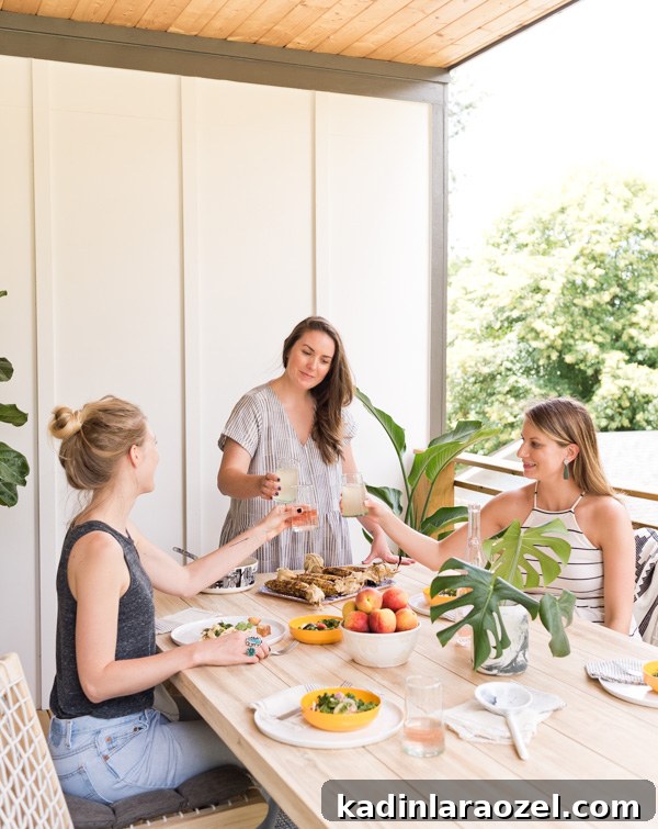 Summer Entertaining Essentials: Must-Have Outdoor Hosting Gear 10 Summer essentials for outdoor entertaining. Including the perfect outdoor furniture, accessories, food and drink recipes! #summer #summerentertaining