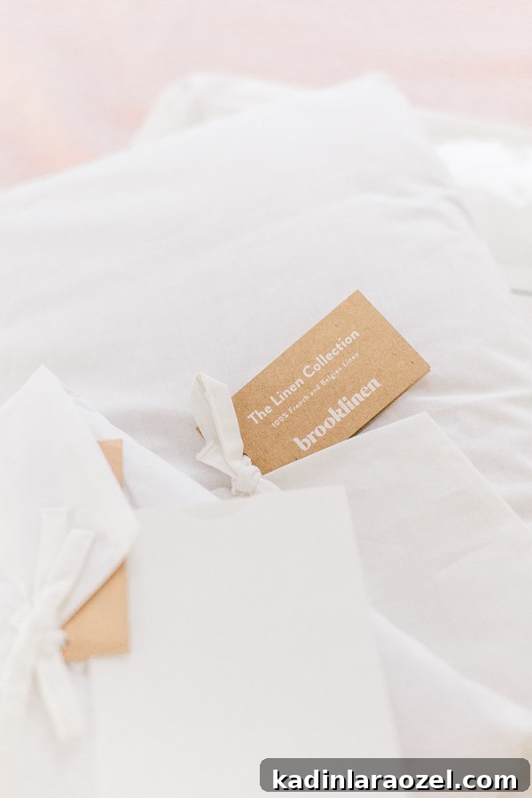 12 Guest Bedroom Updates in 12 Months + 5 Refresh Ideas 5 Peek into the minimal modern guest bedroom of Paper and Stitch founder, Brittni Mehlhoff. And get 5 tips for refreshing your guest bedroom before having guests. #guestroom #bedroom #organicmodern #minimalbedroom #bohobedroom #eclecticbedroom