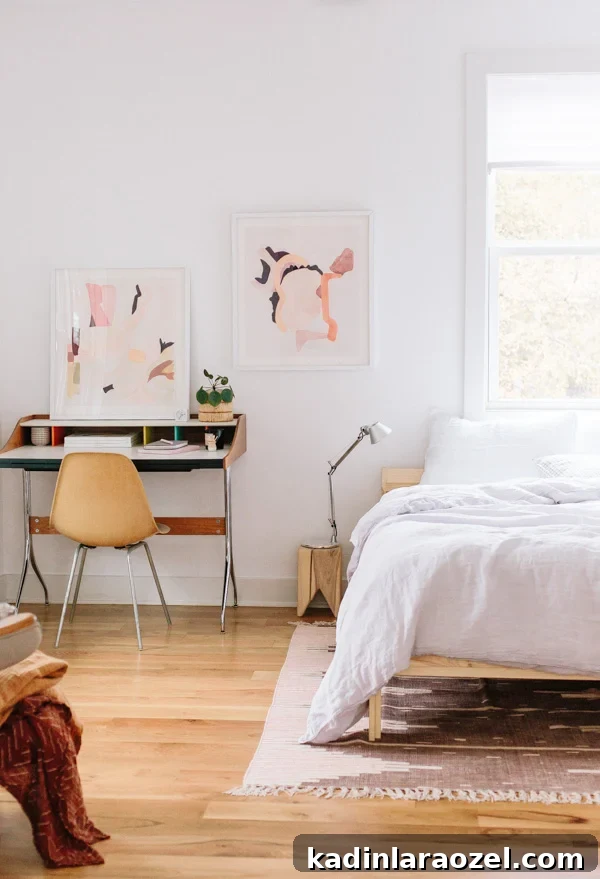 12 Guest Bedroom Updates in 12 Months + 5 Refresh Ideas 8 Peek into the minimal modern guest bedroom of Paper and Stitch founder, Brittni Mehlhoff. And get 5 tips for refreshing your guest bedroom before having guests. #guestroom #bedroom #organicmodern #minimalbedroom #bohobedroom #eclecticbedroom