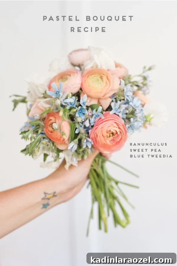 Nontraditional July 4th Bouquet Ideas for Patriotic Centerpieces 2 Centerpiece Celebrations: My Take on a (Non-Traditional) July Fourth Bouquet