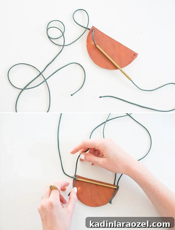 30 Minute DIY to Try: How to Make a Unique DIY Necklace with Brass and Leather. #diyjewelry #diynecklace #leather #leatherjewelry #diy  #summerdiy #summer