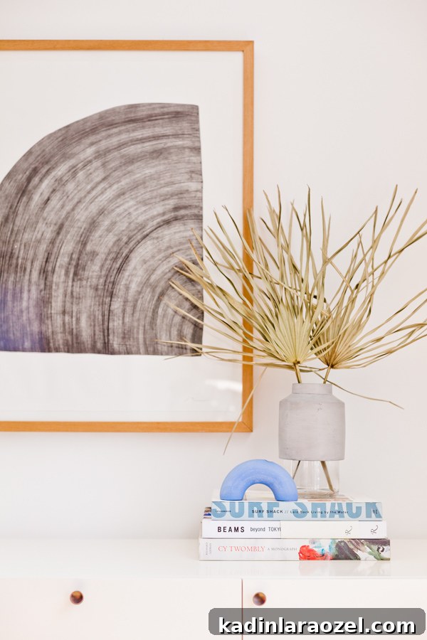 An organic modern dining room makeover.