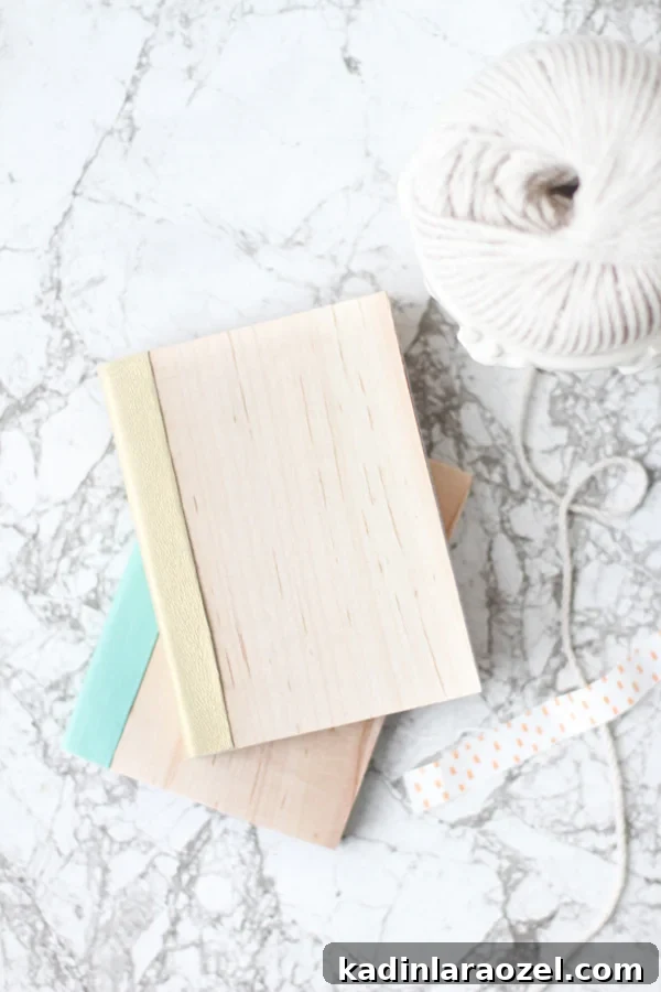 Wood and leather notebooks DIY for back to school