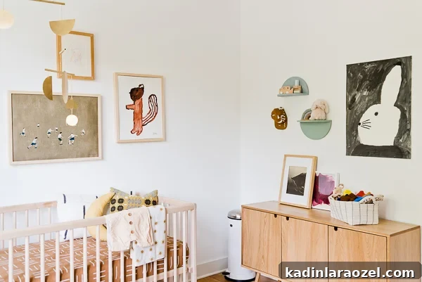 12 Rooms in 12 Months: Hayes’ Nursery Reveal 14 An organic modern nursery makeover. Click through for the full reveal (with before and after photos). #nursery #organicmodern #interiorhomedecor #roommakeover #babyroom