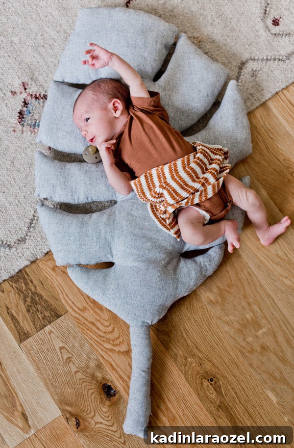 Giant Monstera Leaf Pillow Pattern (Plus Small Version) 4 How to make a giant monstera leaf pillow (and a smaller size too). Use it as a playmate for babies or as a decorative piece in your home. #diypillow #leafpillow #diyhome #diyhomedecor #nurseryinspiration #kidsroom