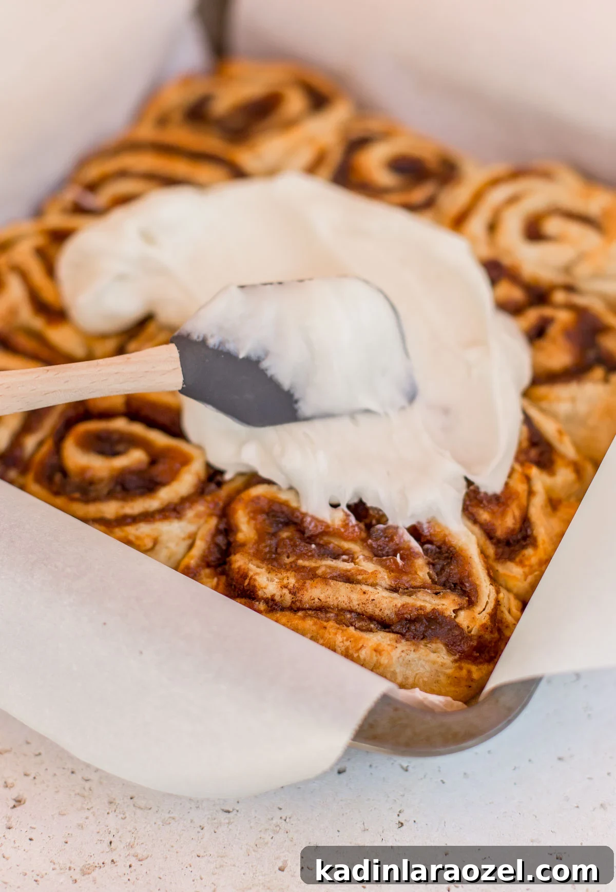 Pumpkin Cinnamon Rolls with Cream Cheese Glaze 4 img 86048 3