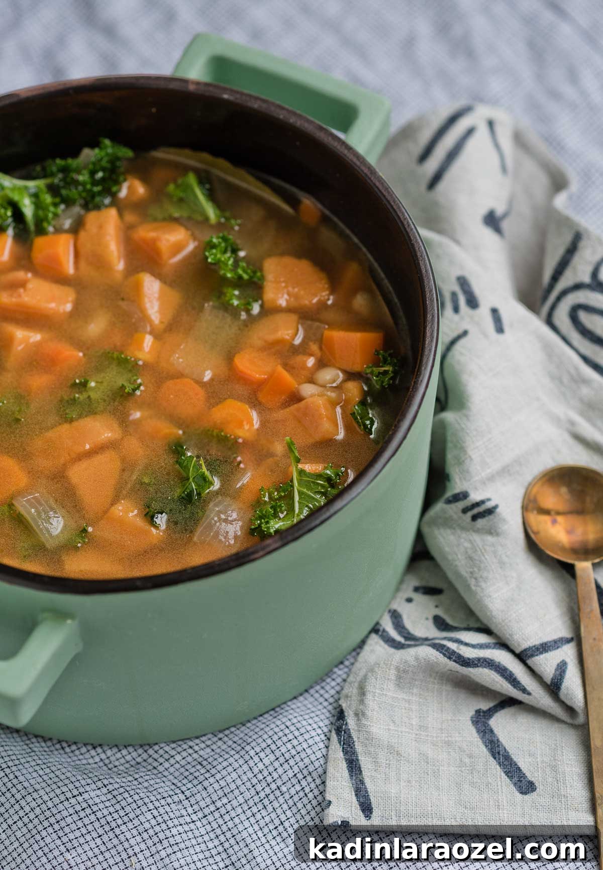 11 Irresistible Fall Recipes You’ll Crave This Season 11 white bean and greens soup in green pot