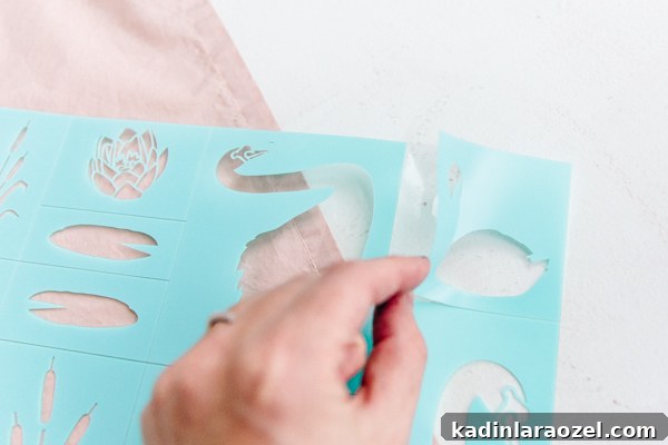 DIY Holiday Fabric Gift Wrap: Stylish Eco-Friendly Ideas 4 How to make DIY fabric gift wrap for the holidays with stencils. #diyholiday #diy #diygiftwrap #giftwrap #stencils