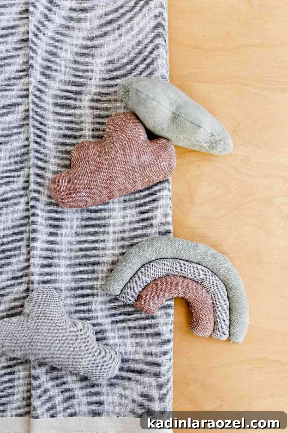 Make Adorable Plush Toys for Kids: Step-by-Step Sewing Guide 12 neutral plush toys for kids, made of fabric in various cloud and rainbow shapes