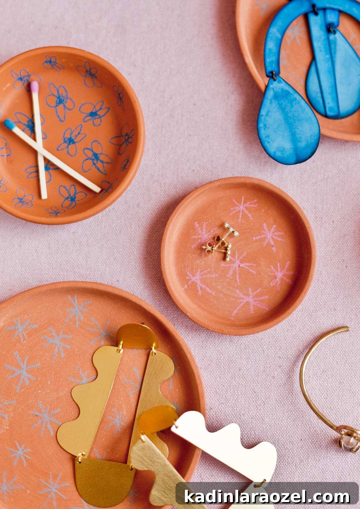 DIY Jewelry Dish Tutorial: Make a Stylish Trinket Tray 5 img 86774 5