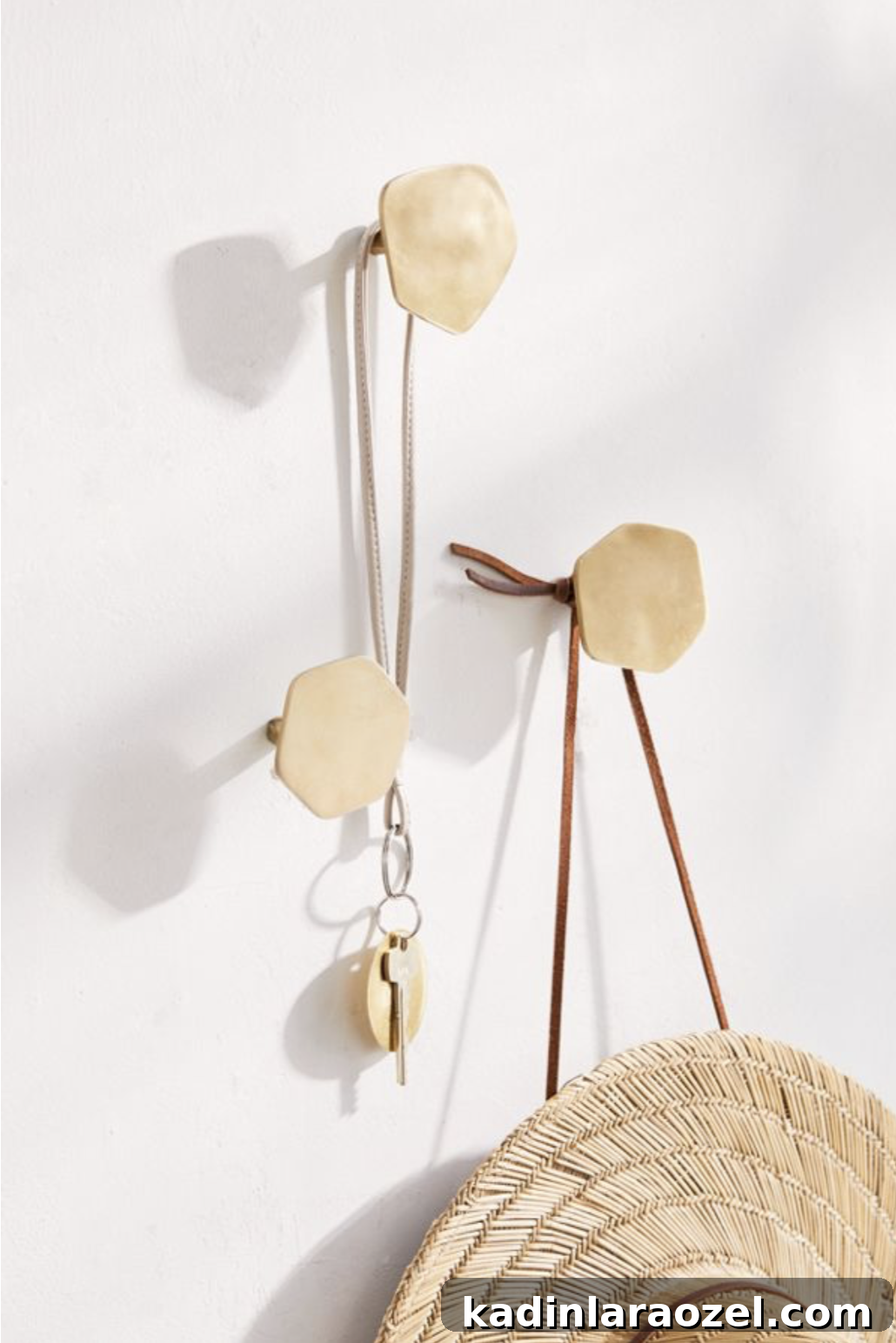 22 Stylish Wall Hooks to Keep Your Home Clutter-Free 12 Let's Hook Up: 22 Wall Hooks That Will Get Your Stuff Off the Ground + Looking Good / Organized. #wallhooks #homedecor #decor #organization