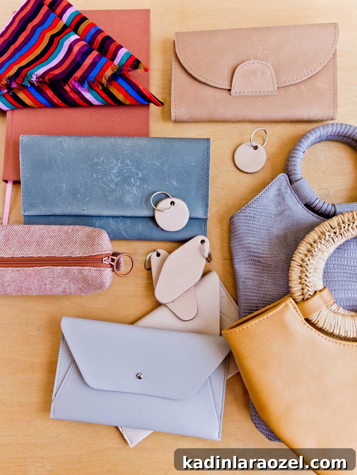 DIY Iron-On Decals for Purses, Pouches & Gifts This Mother’s Day 3 Mother's Day DIY to Try: Iron-On Decals for Purses, Pouches and More. #mothersday #diy #diygift #diydecal #diypurse #patternonpattern #patternbag