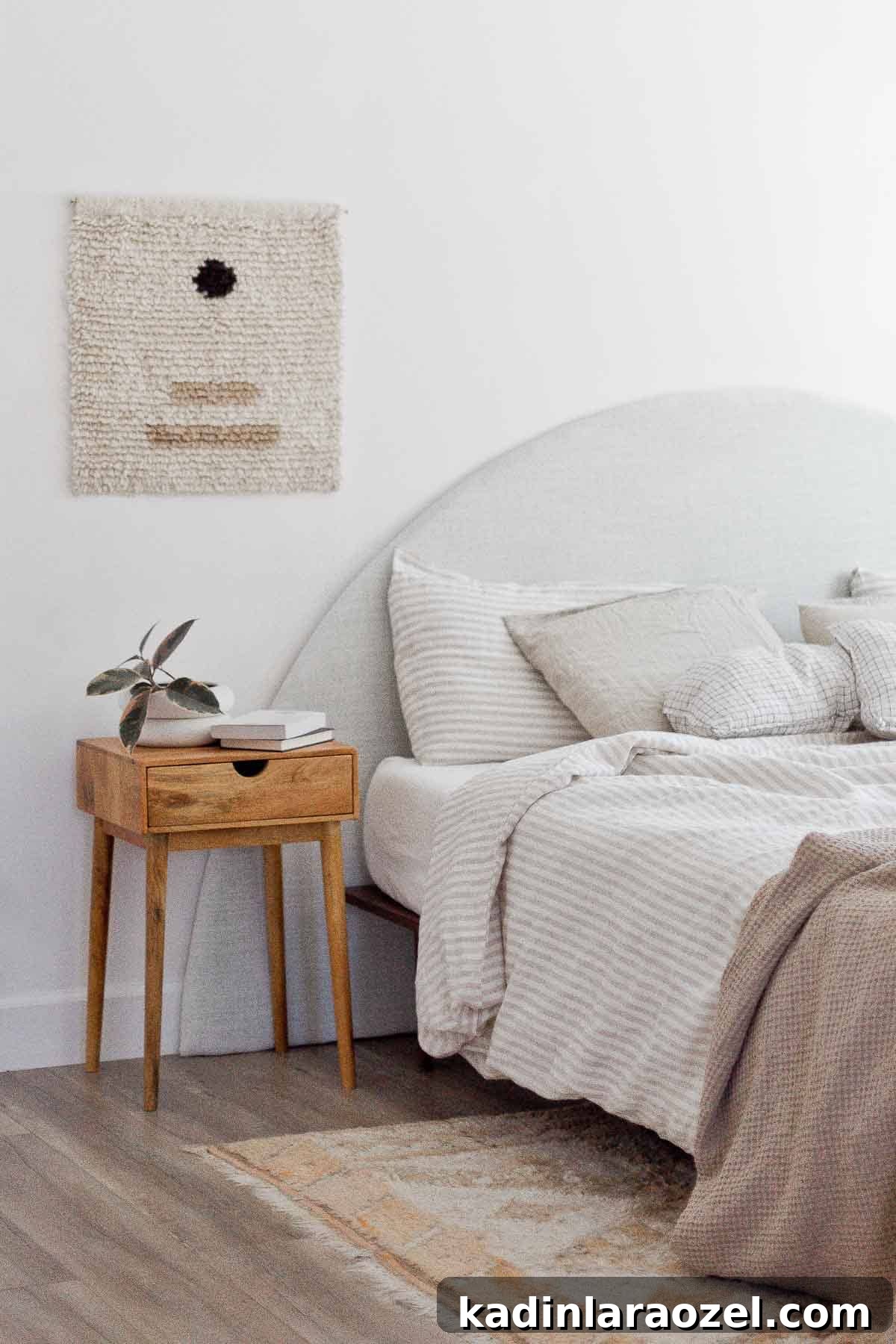 Statement-Making DIY King Size Half-Circle Headboard 15 Minimal modern bedroom with neutral bedding and linen half circle headboard.
